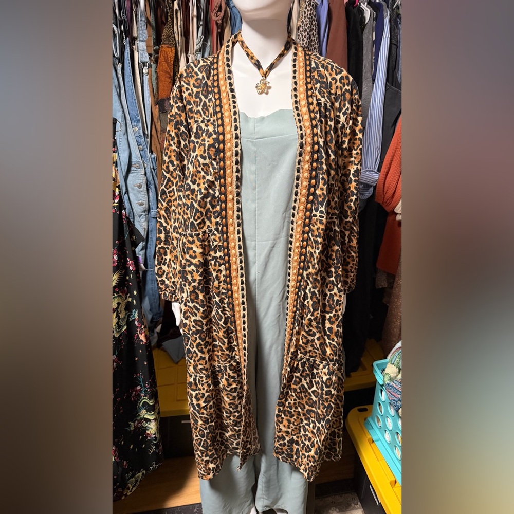 Leopard Print Kimono Cardigan NWT by Cato - Picture 4 of 8